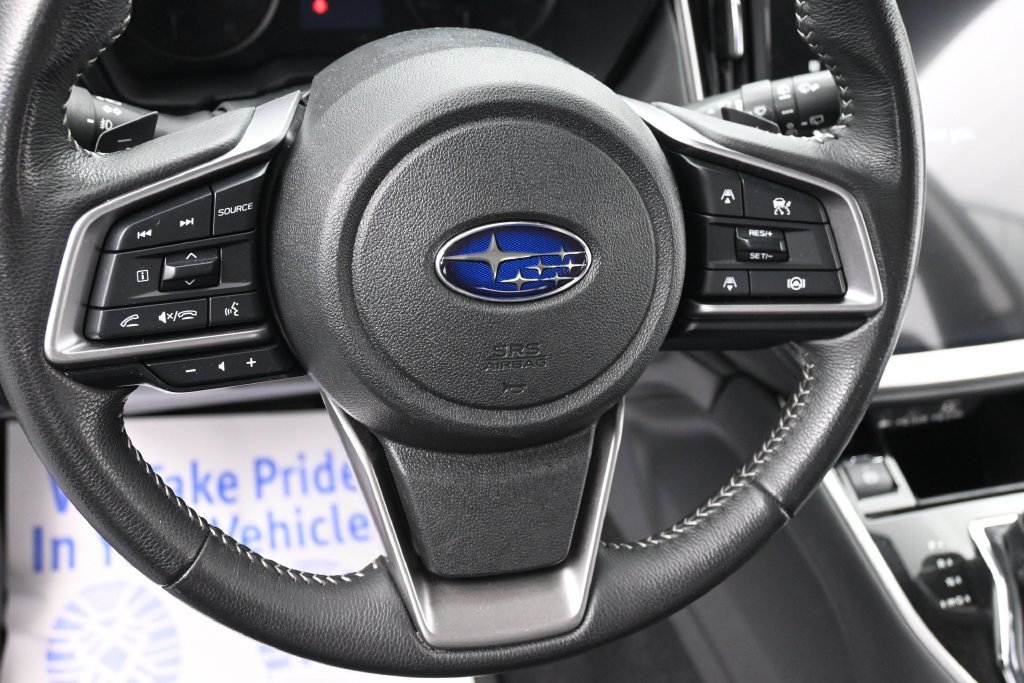 Used 2025 Subaru Outback Premium AWD/4WD image 12