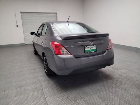 Used 2019 Nissan Versa SV image 6