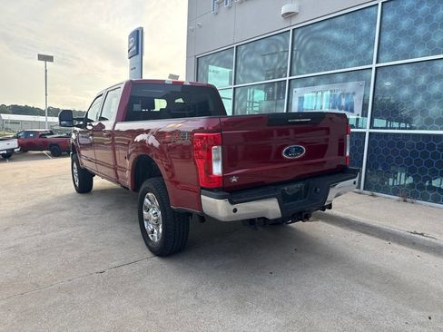 Used 2017 Ford F250 Lariat w/ Lariat Ultimate Package AWD/4WD image 5