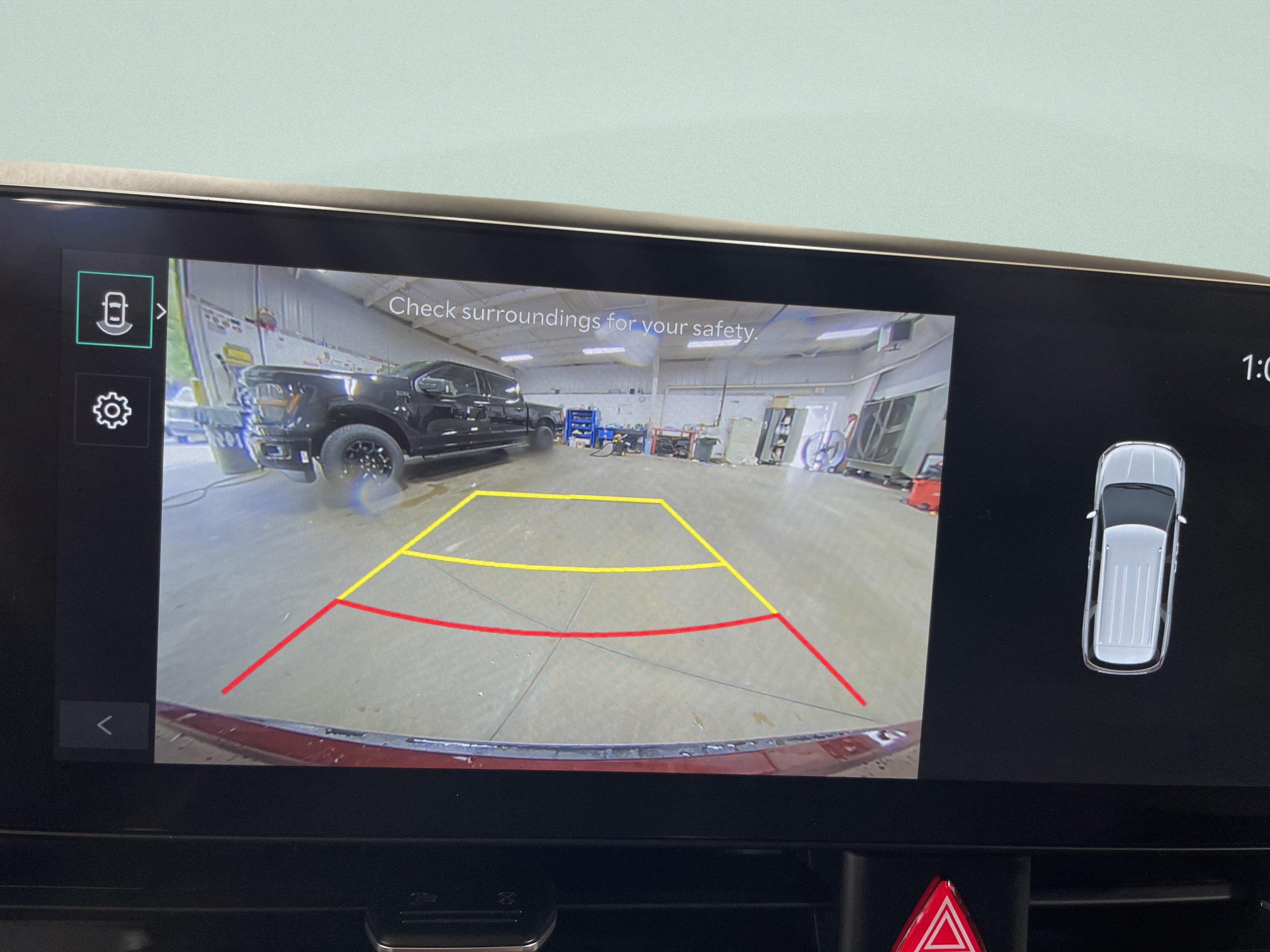 Used 2026 Kia Carnival FWD image 26