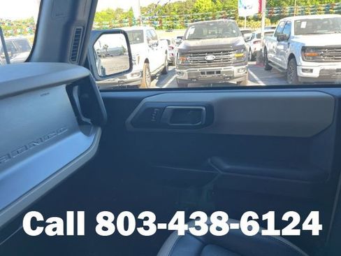 Used 2025 Ford Bronco Big Bend w/ Black Diamond Package image 32