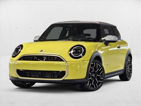 Used 2025 MINI Cooper S image 1