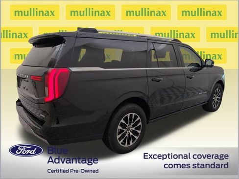 Used 2025 Ford Expedition Max Platinum image 3