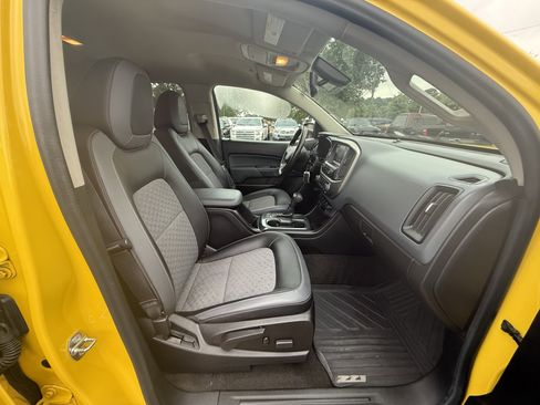 Used 2015 Chevrolet Colorado Z71 w/ Trail Boss Edition image 16