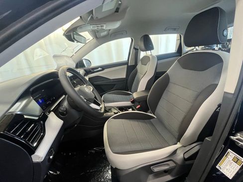 New 2026 Volkswagen Taos S image 10