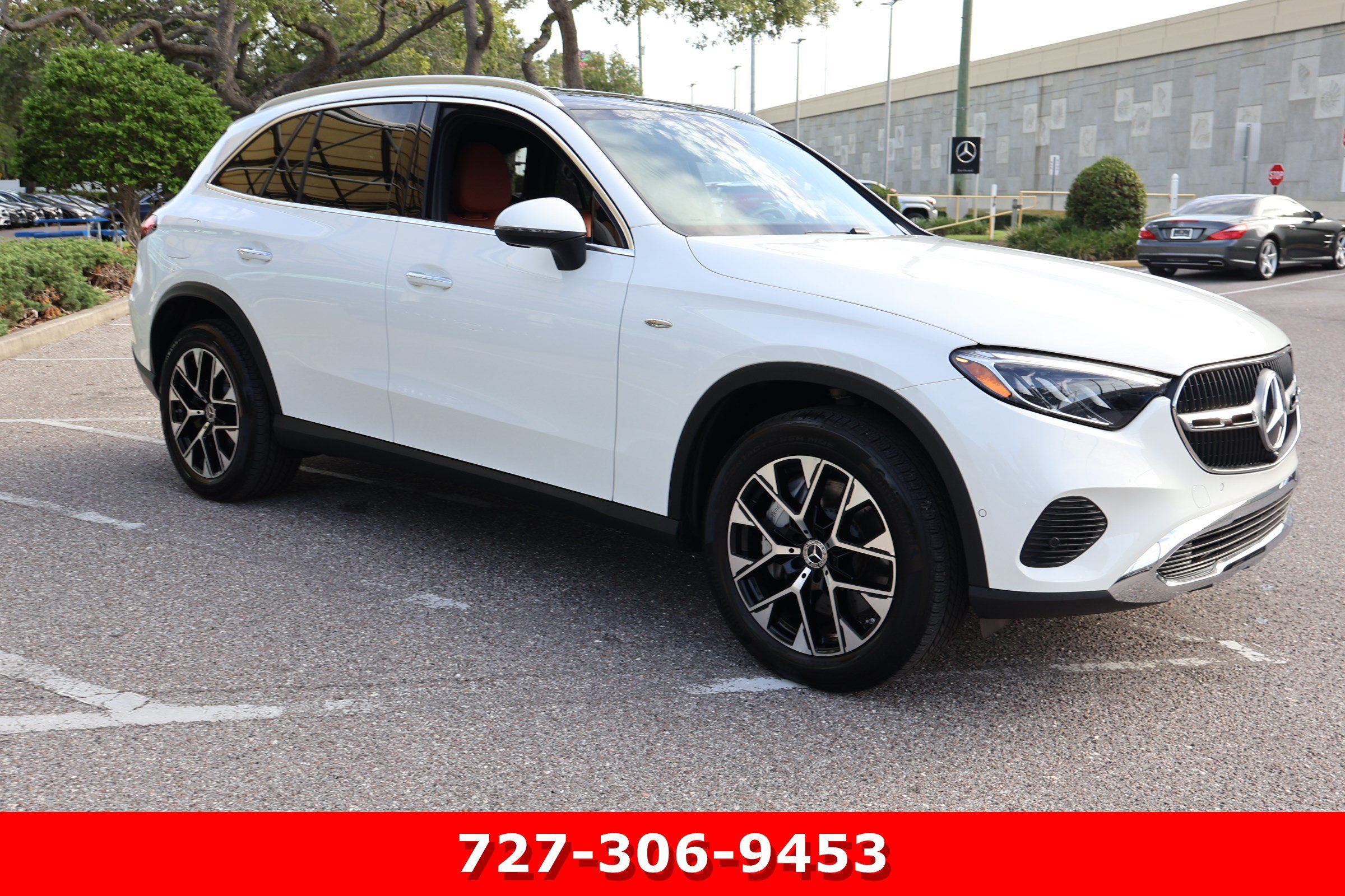 Certified 2025 Mercedes-Benz GLC 350e 4MATIC image 12