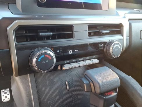 Used 2026 Toyota Tacoma TRD Sport AWD/4WD image 22