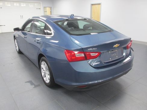 Used 2025 Chevrolet Malibu LT FWD image 7