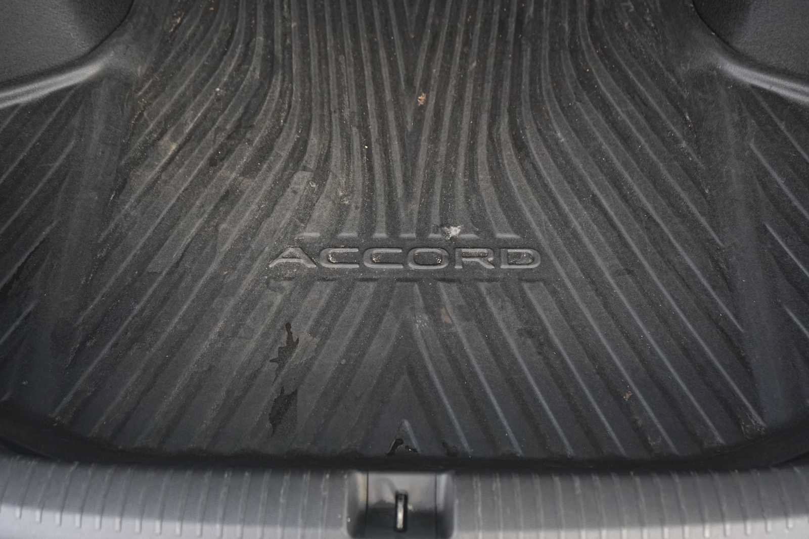 Certified 2024 Honda Accord EX image 27