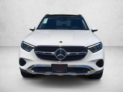 Used 2023 Mercedes-Benz GLC 300 image 2