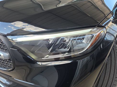 Used 2026 Mercedes-Benz GLC 300 4MATIC image 30