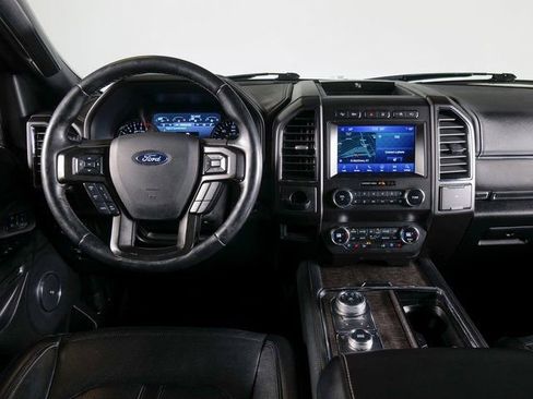 Used 2020 Ford Expedition Limited w/ Equipment Group 302A AWD/4WD image 11