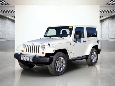 Used 2013 Jeep Wrangler Sahara w/ Connectivity Group image 11