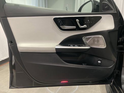 Used 2023 Mercedes-Benz C 300 C 300 image 13