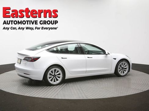 Used 2022 Tesla Model 3 Long Range AWD/4WD image 37