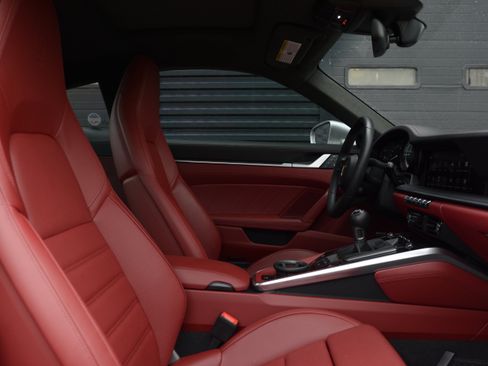 Used 2023 Porsche 911 Carrera GTS RWD image 27