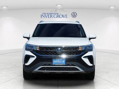 Certified 2023 Volkswagen Taos SE w/ Panoramic Sunroof Package