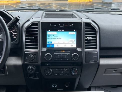 Used 2017 Ford F150 XLT w/ Equipment Group 302A Luxury image 27