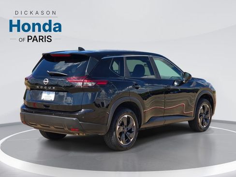 Used 2025 Nissan Rogue SV FWD image 5