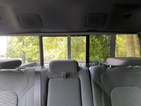 Used 2025 RAM 1500 Big Horn AWD/4WD image 32
