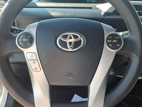Used 2012 Toyota Prius C Three FWD image 7