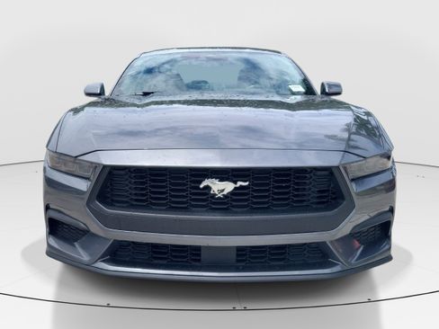Used 2025 Ford Mustang Premium RWD image 3