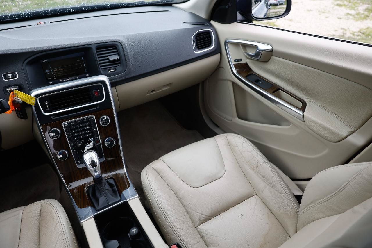 Used 2013 Volvo S60 T5 FWD image 22