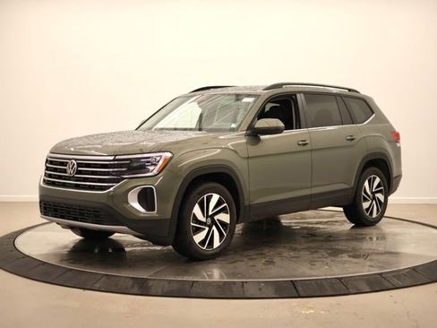 New 2026 Volkswagen Atlas SE image 7
