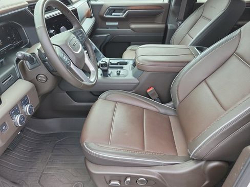 Used 2024 GMC Sierra 1500 Denali image 11