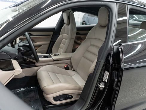 Used 2022 Porsche Taycan RWD image 10
