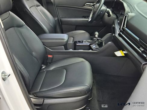 Certified 2023 Kia Sportage EX FWD image 17