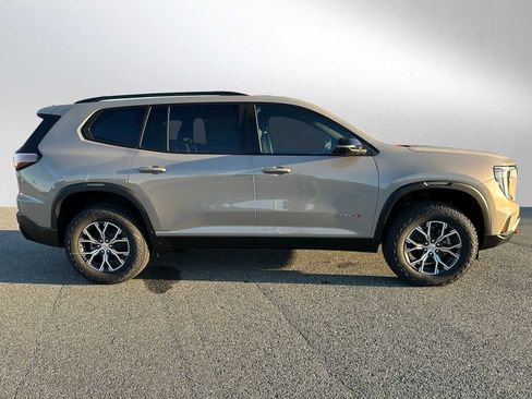 New 2026 GMC Acadia AT4 w/ LPO, Floor Liner Package image 2