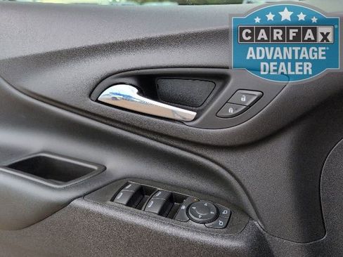 Used 2021 Chevrolet Equinox LT FWD image 16