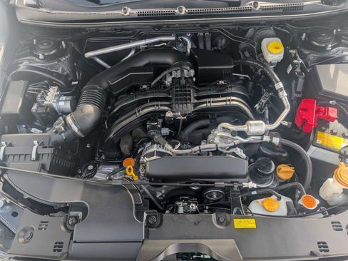 Certified 2025 Subaru Crosstrek 2.0i Premium image 9