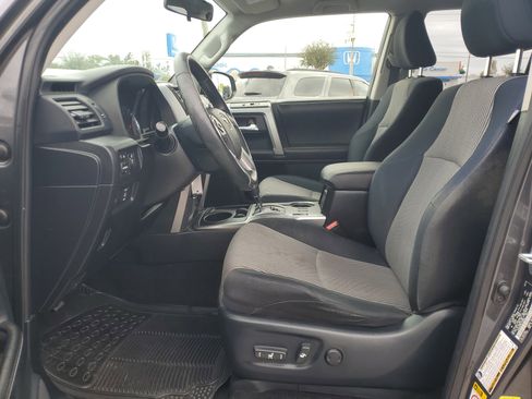 Used 2015 Toyota 4Runner 2WD image 13