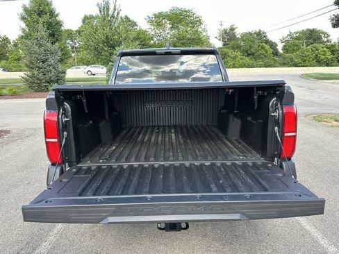 Used 2024 Toyota Tacoma SR AWD/4WD image 24