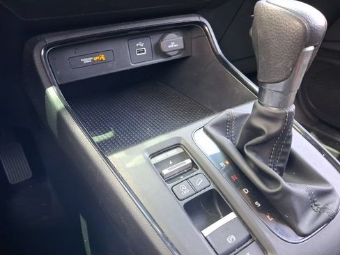 Used 2023 Honda CR-V LX image 25