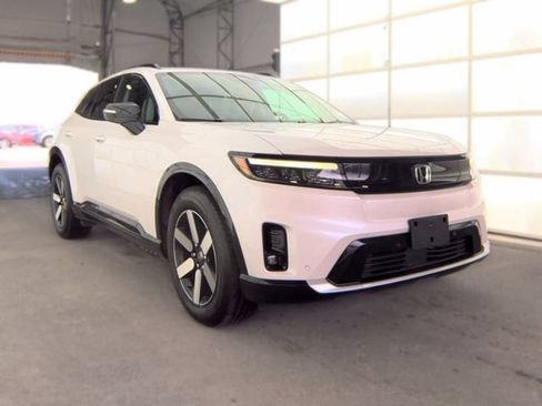 Used 2024 Honda Prologue Touring image 3