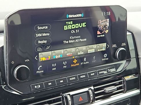 Used 2023 Nissan Pathfinder SL w/ Lighting Package (N92) AWD/4WD image 19