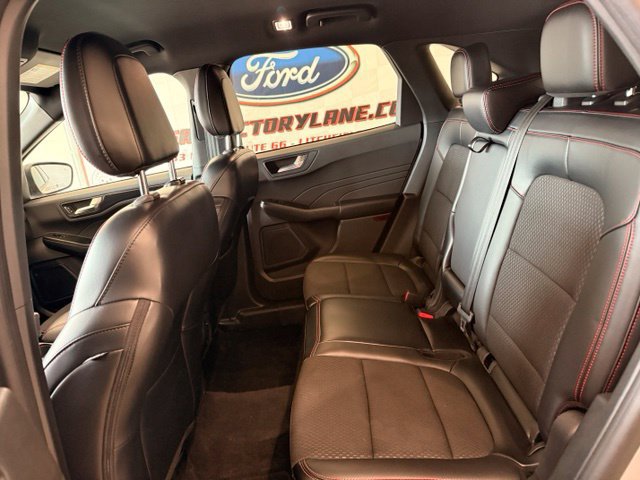 Used 2024 Ford Escape ST-Line AWD/4WD image 17