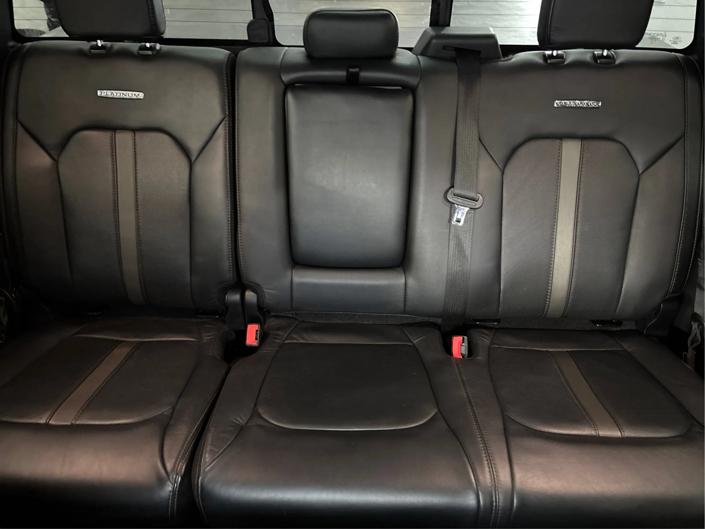 Used 2019 Ford F150 Platinum w/ Equipment Group 701A Luxury AWD/4WD image 20