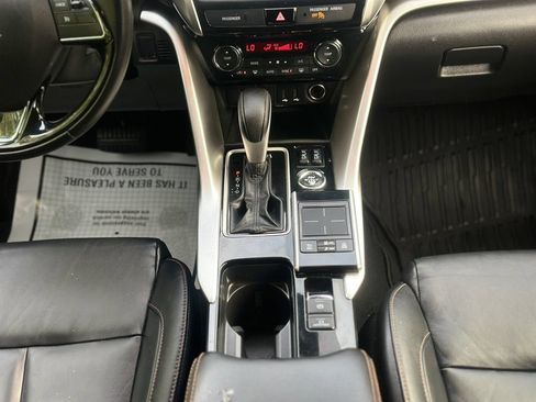 Used 2020 Mitsubishi Eclipse Cross SEL AWD/4WD image 19