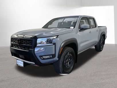 New 2025 Nissan Frontier PRO-4X w/ Pro Convenience Package