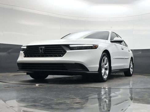Used 2023 Honda Accord LX image 26