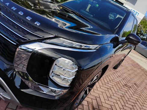 Used 2023 Mitsubishi Outlander SE image 80