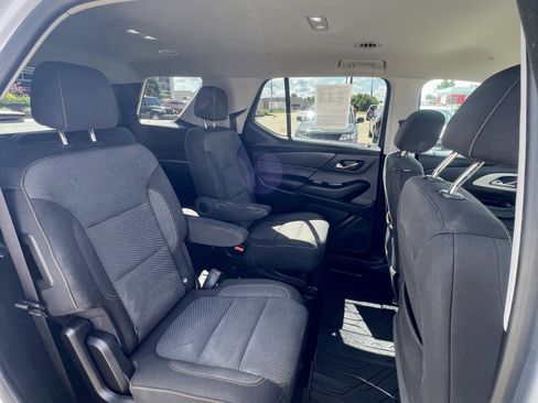 Used 2019 Chevrolet Traverse LT FWD image 20