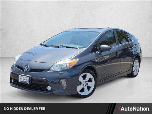 Used 2013 Toyota Prius Five w/ Appearance Pkg FWD image 1