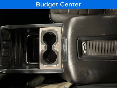 Used 2016 GMC Sierra 1500 Denali w/ Denali Ultimate Package AWD/4WD image 26
