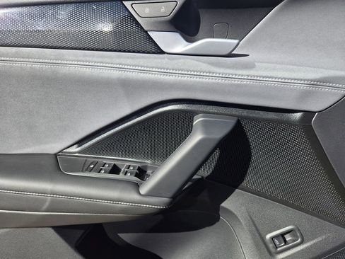 New 2026 Volkswagen Tiguan SE image 19