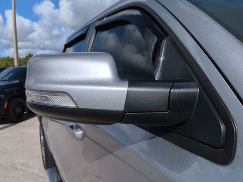 Used 2019 RAM 1500 Big Horn RWD image 11